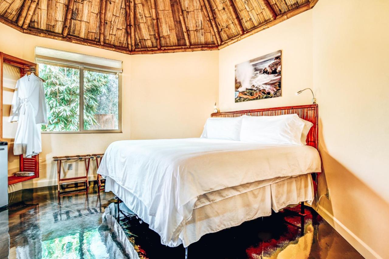 Volcano Eco Retreat By Heart Core - Adults Only Couette-café